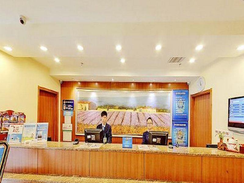 Hanting Hotel Shenyang Sujiatun Railway Station Exterior foto