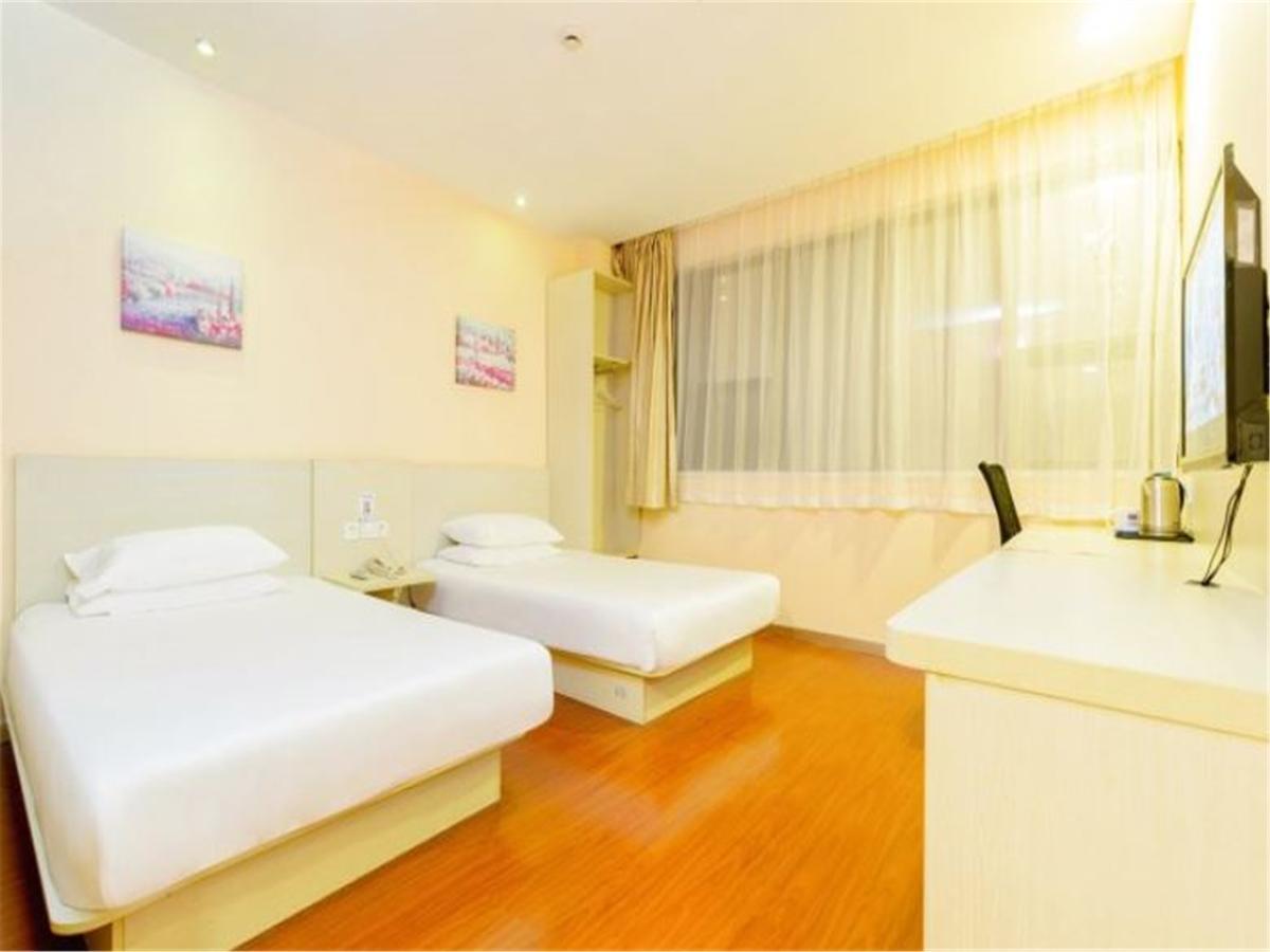 Hanting Hotel Shenyang Sujiatun Railway Station Exterior foto